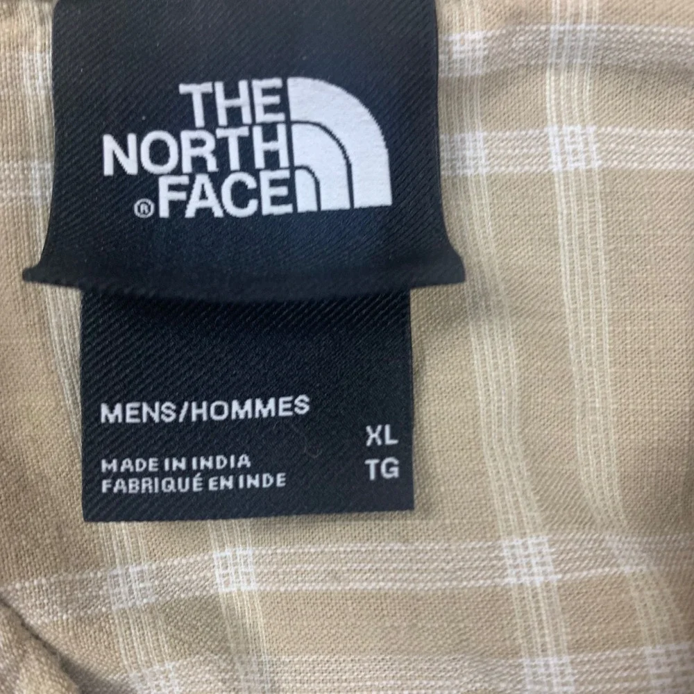 The North Face Button Down Mens XL Tan Plaid Short‎ Sleeve Cotton Pocket Shirt